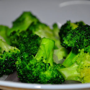 Piure de broccoli şi cartofi (de la 6 luni)