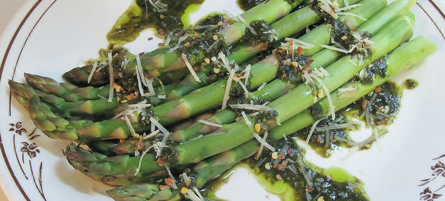 Sparanghel, leguma roială