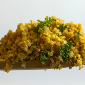 Ardei copți cu quinoa și smântână (de la 8 luni)