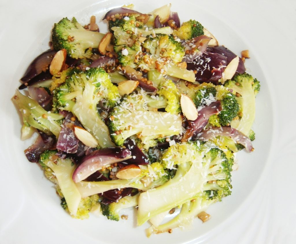 Broccoli cu nucă de cocos